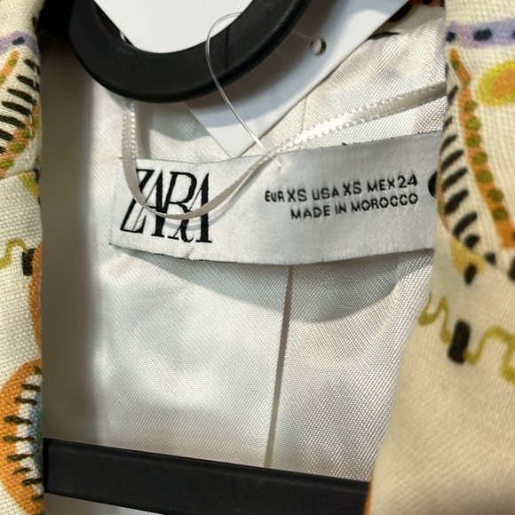Zara Multi Color Blazer - Picture 3 of 4